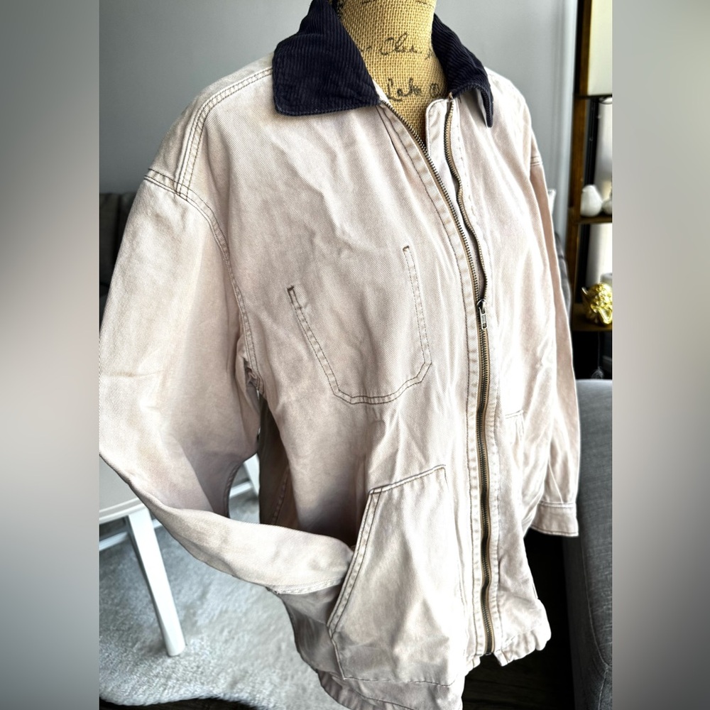 H&M Light Tan Utility Jacket with Dark Collar